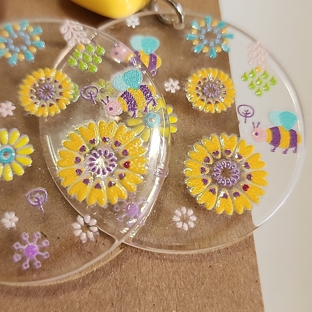Yellow Floral Bee Acrylic Pendant Earrings - Picture 4 of 7